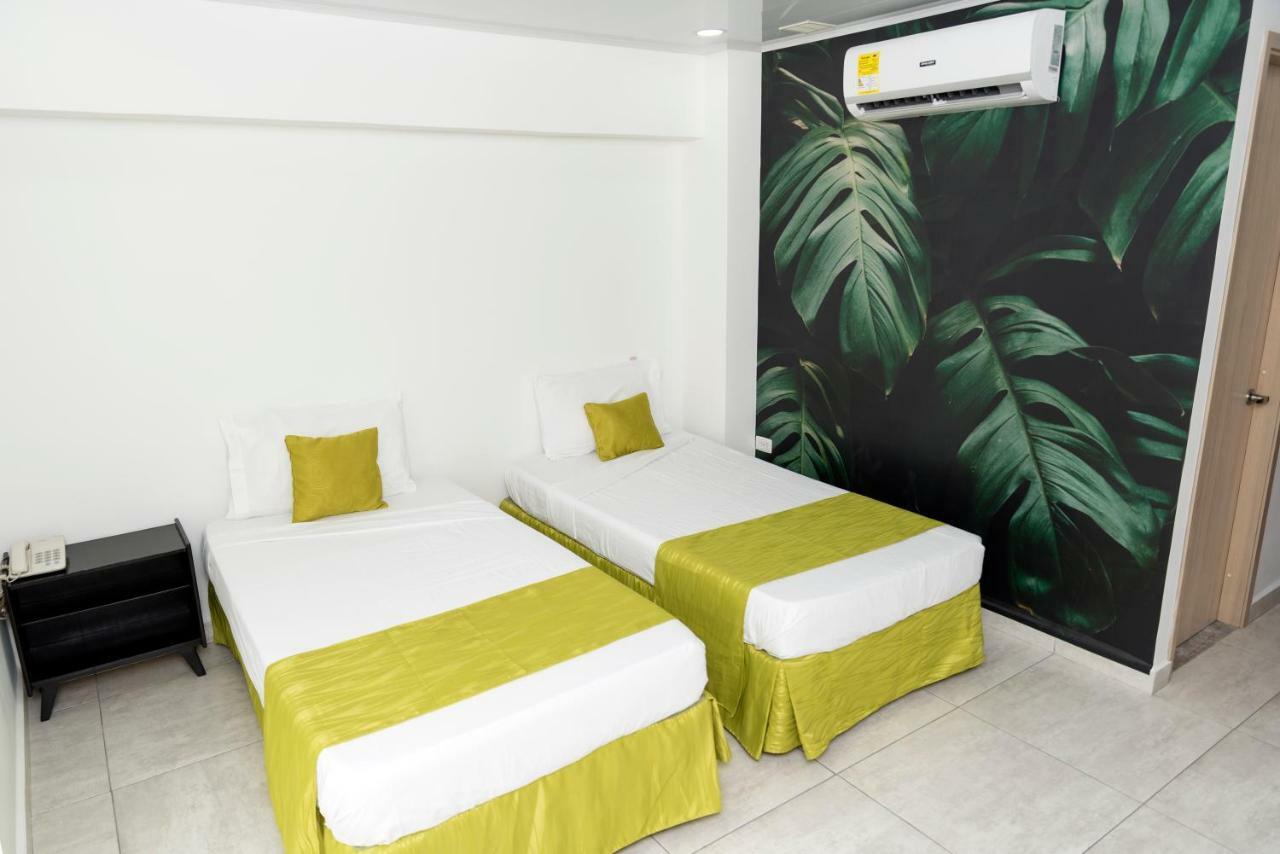Hotel Millenium Victoria Plaza Cucuta Luaran gambar